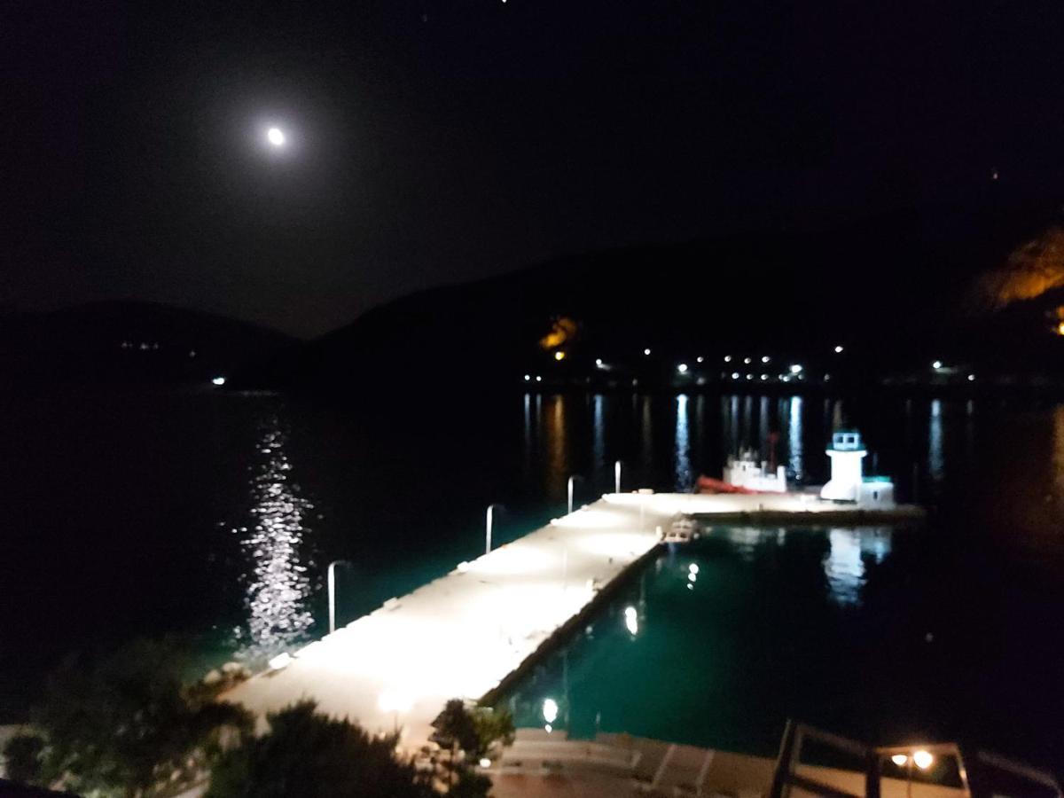 Porto Arimar Hotel Antikyra Dış mekan fotoğraf